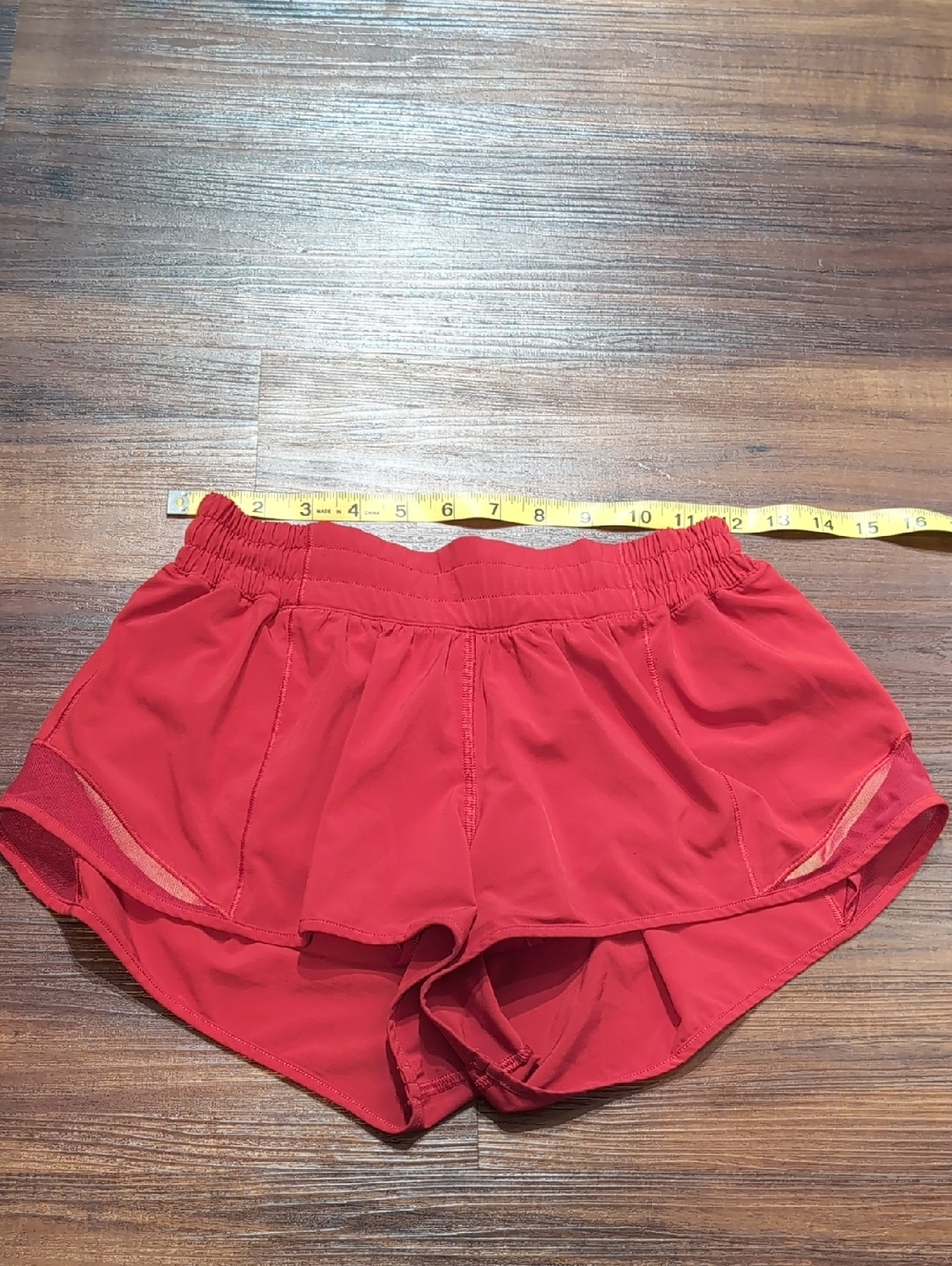 Lululemon Hotty Hot Women's Red Athletic Running Shorts 6